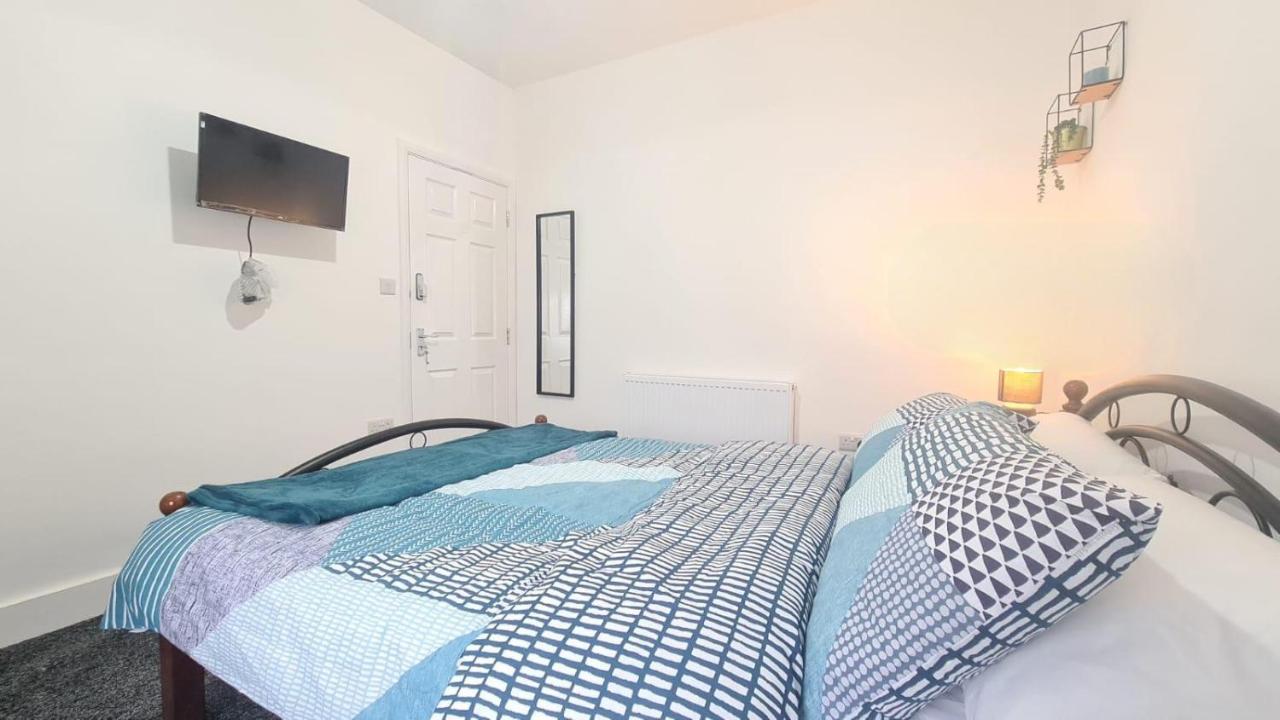 לונדון Spacious Room In Manor Park מראה חיצוני תמונה