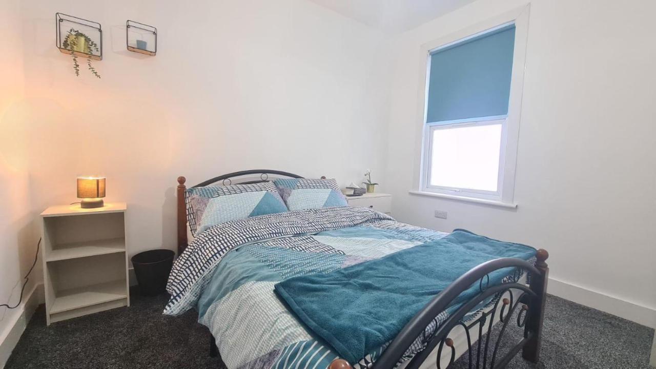 לונדון Spacious Room In Manor Park מראה חיצוני תמונה